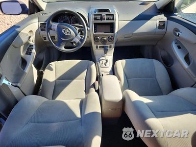 Zdjęcie 8 z 12 samochodu: 2013 TOYOTA COROLLA LE VIN:2T1BU4EEXDC957787 - miniatura
