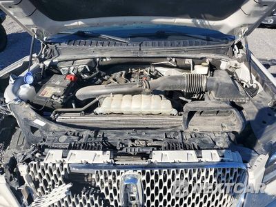 Zdjęcie 12 z 13 samochodu: 2022 LINCOLN NAVIGATOR RESERVE VIN:5LMJJ2LT9NEL11822 - miniatura