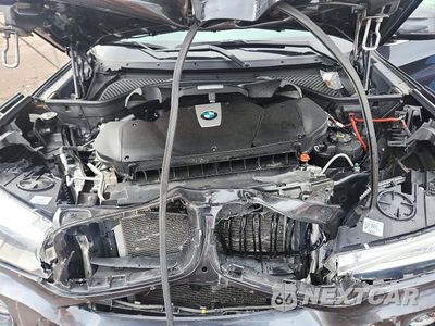 Zdjęcie 12 z 14 samochodu: 2016 BMW X5 XDRIVE50I VIN:5UXKR6C57G0J81440 - miniatura