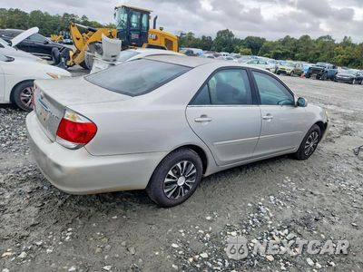 Trzecie zdjęcie samochodu z tyłu: 2005 TOYOTA CAMRY LE VIN:4T1BE32K25U518455 - miniatura