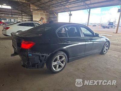 Trzecie zdjęcie samochodu z tyłu: 2012 BMW 328 I SULEV VIN:WBA3C1C51CF433875 - miniatura