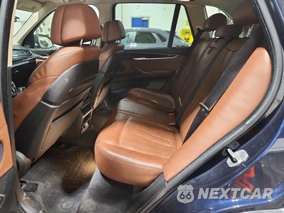 Zdjęcie 11 z 13 samochodu: 2015 BMW X5 XDRIVE50I VIN:5UXKR6C51F0J77818 - miniatura