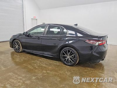 Drugie zdjęcie samochodu z przodu: 2021 TOYOTA CAMRY SE VIN:4T1G11AK0MU521313 - miniatura