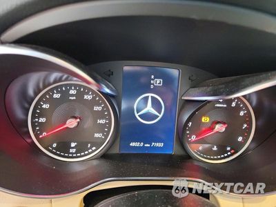 Zdjęcie 9 z 12 samochodu: 2021 MERCEDES-BENZ GLC 300 VIN:W1N0G8DB0MF971954 - miniatura