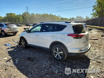 Drugie zdjęcie samochodu z przodu: 2018 TOYOTA RAV4 XLE VIN:2T3RFREV7JW762396 - miniatura
