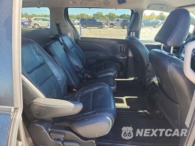Zdjęcie 11 z 13 samochodu: 2018 TOYOTA SIENNA SE 8-PASSENGER VIN:5TDXZ3DC2JS955438 - miniatura