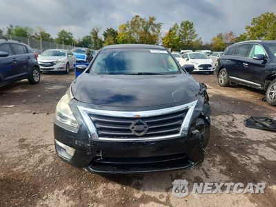 Piąte zdjęcie samochodu w środku: 2015 NISSAN ALTIMA 2.5 S VIN:1N4AL3AP8FN898521 - miniatura