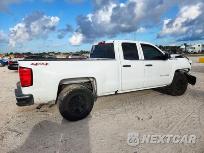 Trzecie zdjęcie samochodu z tyłu: 2017 CHEVROLET SILVERADO K1500 VIN:1GCVKNEH2HZ266073 - miniatura