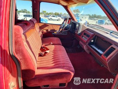 Zdjęcie 10 z 13 samochodu: 1990 GMC SIERRA C1500 VIN:2GTEC19K8L1540387 - miniatura