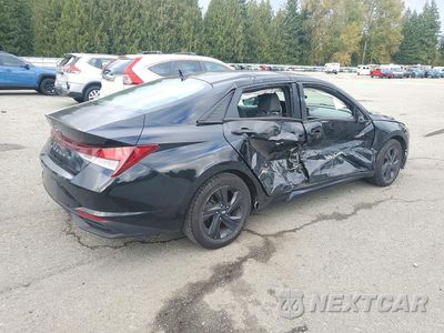 Trzecie zdjęcie samochodu z tyłu: 2021 HYUNDAI ELANTRA SEL VIN:5NPLM4AG5MH051135 - miniatura