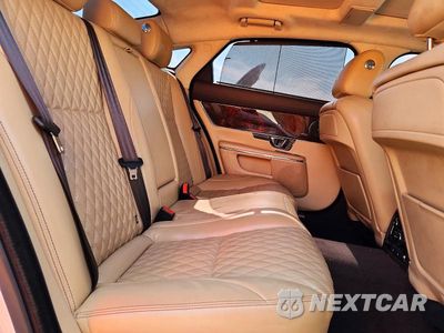 Zdjęcie 10 z 12 samochodu: 2018 JAGUAR XJL PORTFOLIO VIN:SAJWJ2GD6J8W15183 - miniatura