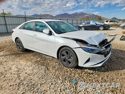 Czwarte zdjęcie samochodu z boku: 2021 HYUNDAI ELANTRA SEL VIN:5NPLM4AG9MH025847 - miniatura