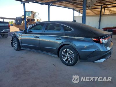 Drugie zdjęcie samochodu z przodu: 2026 HYUNDAI SONATA HYBRID BLUE VIN:KMHL24JJ2TA154726 - miniatura
