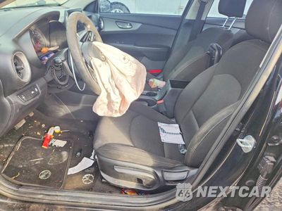 Zdjęcie 7 z 12 samochodu: 2021 KIA FORTE FE VIN:3KPF24ADXME312496 - miniatura