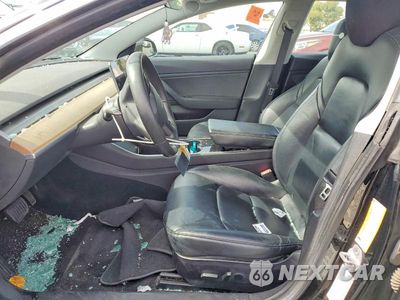 Zdjęcie 7 z 12 samochodu: 2019 TESLA 3 VIN:5YJ3E1EB5KF384859 - miniatura