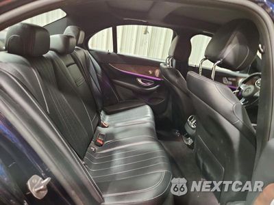 Zdjęcie 10 z 13 samochodu: 2017 MERCEDES-BENZ E 300 4MATIC VIN:WDDZF4KB3HA030889 - miniatura