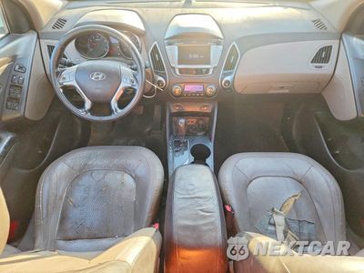 Zdjęcie 8 z 12 samochodu: 2010 HYUNDAI TUCSON LIMITED VIN:KM8JU3AC5AU066343 - miniatura