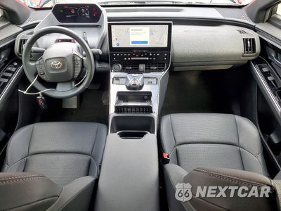 Zdjęcie 8 z 14 samochodu: 2024 TOYOTA BZ4X LIMITED VIN:JTMABACA1RA069666 - miniatura