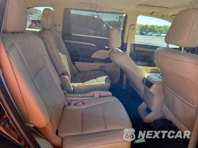 Zdjęcie 11 z 13 samochodu: 2019 TOYOTA HIGHLANDER LIMITED VIN:5TDDZRFHXKS711651 - miniatura