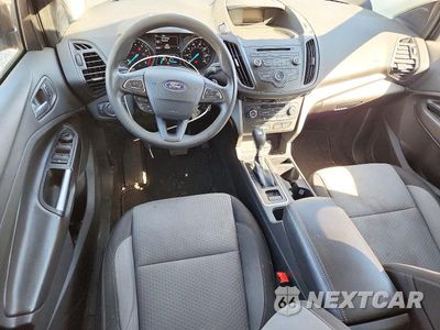 Zdjęcie 8 z 13 samochodu: 2017 FORD ESCAPE SE VIN:1FMCU0GD4HUA21394 - miniatura