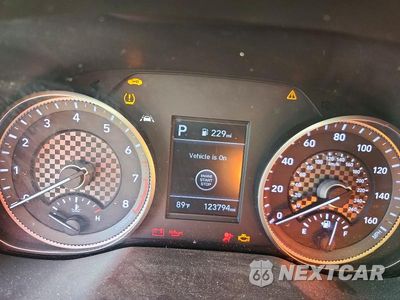 Zdjęcie 9 z 13 samochodu: 2019 HYUNDAI ELANTRA LIMITED VIN:KMHD84LF8KU795825 - miniatura