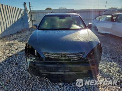 Piąte zdjęcie samochodu w środku: 2004 TOYOTA CAMRY LE VIN:4T1BE32KX4U830585 - miniatura