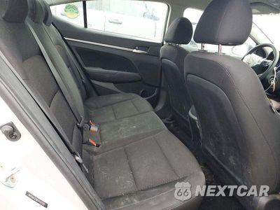 Zdjęcie 10 z 12 samochodu: 2019 HYUNDAI ELANTRA SEL VIN:5NPD84LF8KH422329 - miniatura