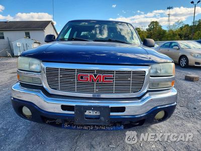 Piąte zdjęcie samochodu w środku: 2004 GMC NEW SIERRA K1500 VIN:2GTEK13TX41411783 - miniatura