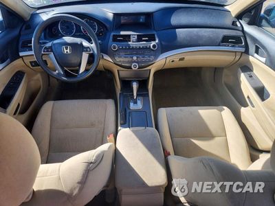 Zdjęcie 8 z 12 samochodu: 2012 HONDA ACCORD LX VIN:1HGCP2F33CA178569 - miniatura