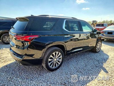 Trzecie zdjęcie samochodu z tyłu: 2023 CHEVROLET TRAVERSE PREMIER VIN:1GNERKKW3PJ126292 - miniatura