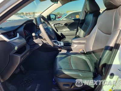 Zdjęcie 7 z 13 samochodu: 2020 TOYOTA RAV4 XLE VIN:2T3W1RFV1LC045125 - miniatura