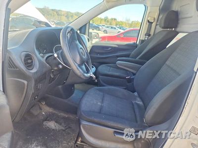 Zdjęcie 7 z 13 samochodu: 2016 MERCEDES-BENZ METRIS VIN:WD3PG2EAXG3155441 - miniatura