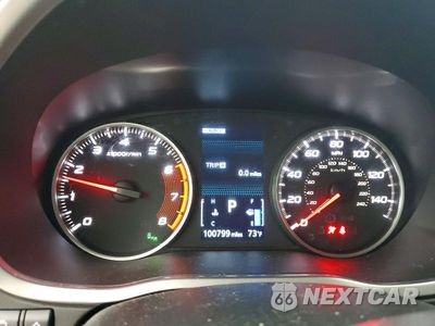Zdjęcie 9 z 13 samochodu: 2019 MITSUBISHI ECLIPSE CROSS SE VIN:JA4AT5AA9KZ022877 - miniatura