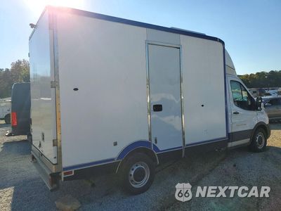 Trzecie zdjęcie samochodu z tyłu: 2021 FORD TRANSIT DELIVERY TRUCK VIN:1FDBW5Z85MKA80043 - miniatura