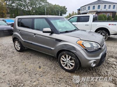 Czwarte zdjęcie samochodu z boku: 2013 KIA SOUL + VIN:KNDJT2A66D7488510 - miniatura
