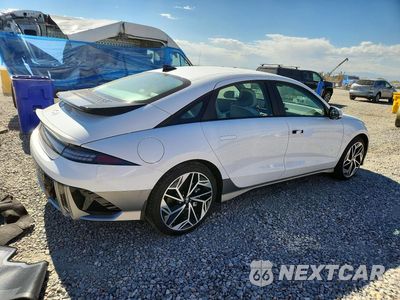 Trzecie zdjęcie samochodu z tyłu: 2025 HYUNDAI IONIQ 6 SEL VIN:KMHM34AC2SA114048 - miniatura