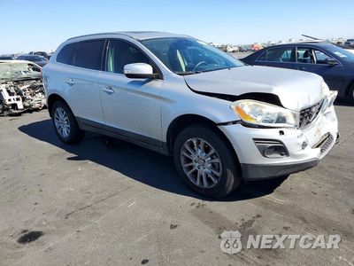 Czwarte zdjęcie samochodu z boku: 2010 VOLVO XC60 T6 VIN:YV4992DZXA2032765 - miniatura