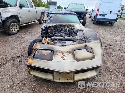 Piąte zdjęcie samochodu w środku: 1982 CHEVROLET CORVETTE VIN:1G1AY0788C5109296 - miniatura