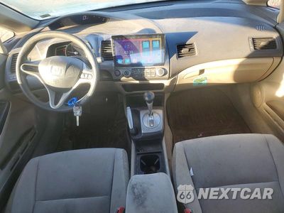 Zdjęcie 8 z 12 samochodu: 2010 HONDA CIVIC LX VIN:2HGFA1F53AH584666 - miniatura