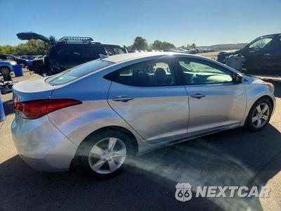 Trzecie zdjęcie samochodu z tyłu: 2012 HYUNDAI ELANTRA GLS VIN:KMHDH4AE4CU237062 - miniatura