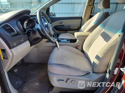 Zdjęcie 7 z 13 samochodu: 2017 KIA SEDONA LX VIN:KNDMB5C1XH6219747 - miniatura