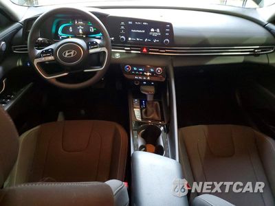 Zdjęcie 8 z 13 samochodu: 2026 HYUNDAI ELANTRA HYBRID BLUE VIN:KMHLM4DJ6TU215046 - miniatura