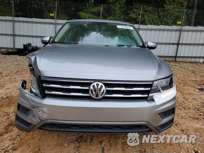 Piąte zdjęcie samochodu w środku: 2021 VOLKSWAGEN TIGUAN SE VIN:3VV3B7AX8MM121102 - miniatura
