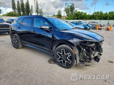Czwarte zdjęcie samochodu z boku: 2025 CHEVROLET BLAZER RS VIN:3GNKBERS1SS266831 - miniatura