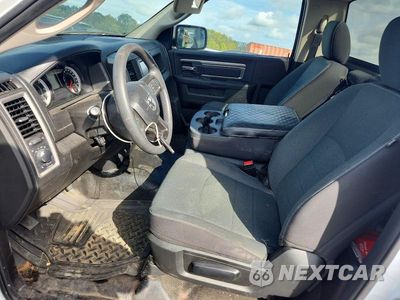 Zdjęcie 7 z 12 samochodu: 2022 RAM 1500 CLASSIC TRADESMAN VIN:3C6JR6DG0NG395960 - miniatura