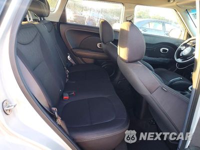 Zdjęcie 10 z 12 samochodu: 2015 KIA SOUL BASE VIN:KNDJN2A21F7791592 - miniatura
