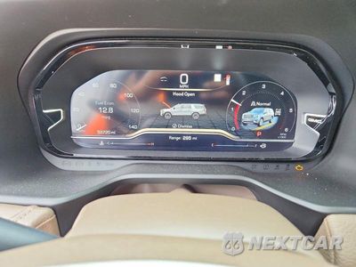 Zdjęcie 9 z 13 samochodu: 2022 GMC YUKON XL DENALI VIN:1GKS2JKL5NR114714 - miniatura