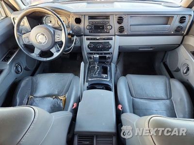 Zdjęcie 8 z 13 samochodu: 2006 JEEP COMMANDER VIN:1J8HG48N46C228797 - miniatura