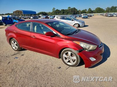 Czwarte zdjęcie samochodu z boku: 2013 HYUNDAI ELANTRA GLS VIN:5NPDH4AE3DH291260 - miniatura