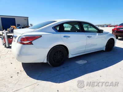 Trzecie zdjęcie samochodu z tyłu: 2015 NISSAN ALTIMA 2.5 S VIN:1N4AL3AP6FN864660 - miniatura